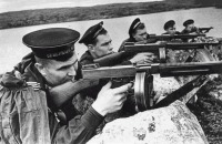 Войны (боевые действия) - Американские пистолеты-пулеметы Томпсона в Красной Армии.