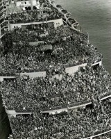 Корабли - Корабль «Queen Elizabeth», прибывший в Нью-Йоркскую гавань