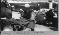 Корабли - Группа выживших в катастрофе Титаника на палубе Карпатии