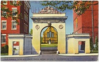 Провиденс - Военные мемориальные ворота университета Брауна