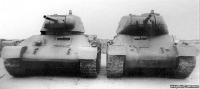 Военная техника - Модификации танков Т-34 - слева модель 1943 года, справа 1941 года