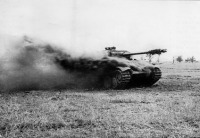 Военная техника - Горит подбитый немецкий танк Pz.Kpfw. V Ausf. G «Пантера». 3-й Белорусский фронт.