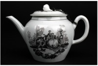 Предметы быта - Королевский Вустер. Фарфоровый чайник с крышкой