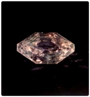 Драгоценности, ювелирные изделия - Восьмиугольный бриллиант