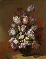Картины - Натюрморт Тюльпаны в стеклянной вазе и ящерица