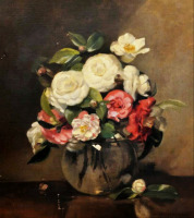 Картины - Вайолет Макиннес. Белые, розовые и красные камелии в стеклянной вазе