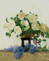 Картины - Герберт Дэвис Рихтер. Белые розы в китайской вазе и сирень на карнизе