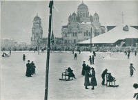  - Фотография Казанского собора и Тихвинской площади (конец XIX века).
