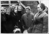 Калининград - Калининград (до 1946 г. Кёнигсберг). Женщины разных национальностей - заключенные немецкого рабочего лагеря.
