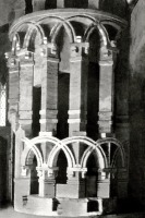 Калининград - Кёнигсберг. Кафедральный собор. Винтовая лестница, ведущая к Валленродтской библиотеке.