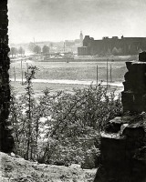 Калининград - Вид из развалин южной стены Королевского замка на развалины Кафедрального собора