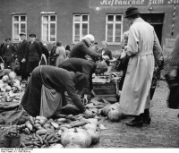 Советск - Продажа овощей на рынке в Тильзите 1930 год