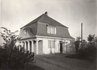 Советск - Tilsit. Eingang zum Waldfriedhof, Pfoertnerhaus.