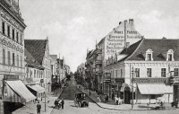 Черняховск - Вид на одну из центральных улиц Goldapperstrasse, названную в честь города Голдап. Позднее была переименована в Hindenburgstrasse