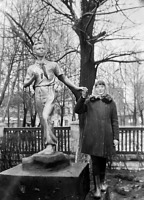 Гусев - Статуя 