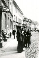 Багратионовск - Пятачок у входа в отель ''Preussisch-Eylauer-Hof''