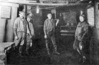 Янтарный - Добытчики в шахте 