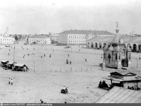 Кострома - Вид центральной площади и Александровской часовни