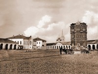 Кострома - Воскресенская площадь и центральная водонапорная башня