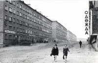 Дудинка - Улица Горького. Магазин «Бускан».